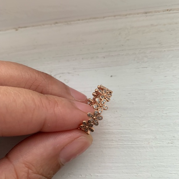 ❌ SOLD❌ DAZZLING DAISY RING, PANDORA ROSE™ - Picture 2 of 7